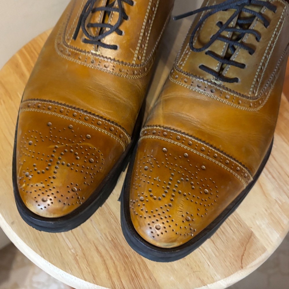 Fluevog Gateway Angels Brandenburg classic lace-up with brogue details EUC - Picture 4 of 10